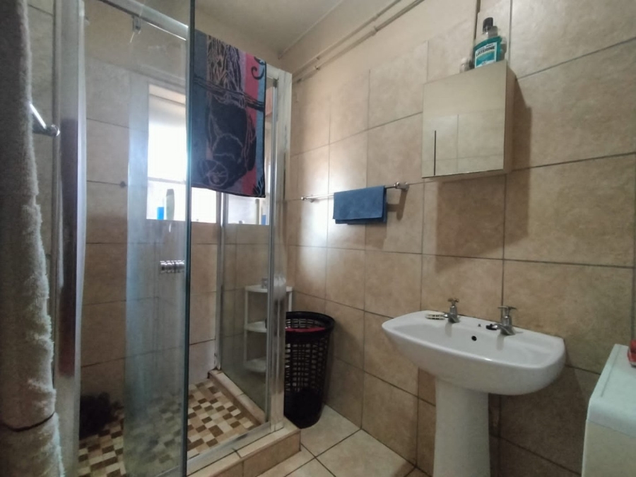 2 Bedroom Property for Sale in Adamayview North West